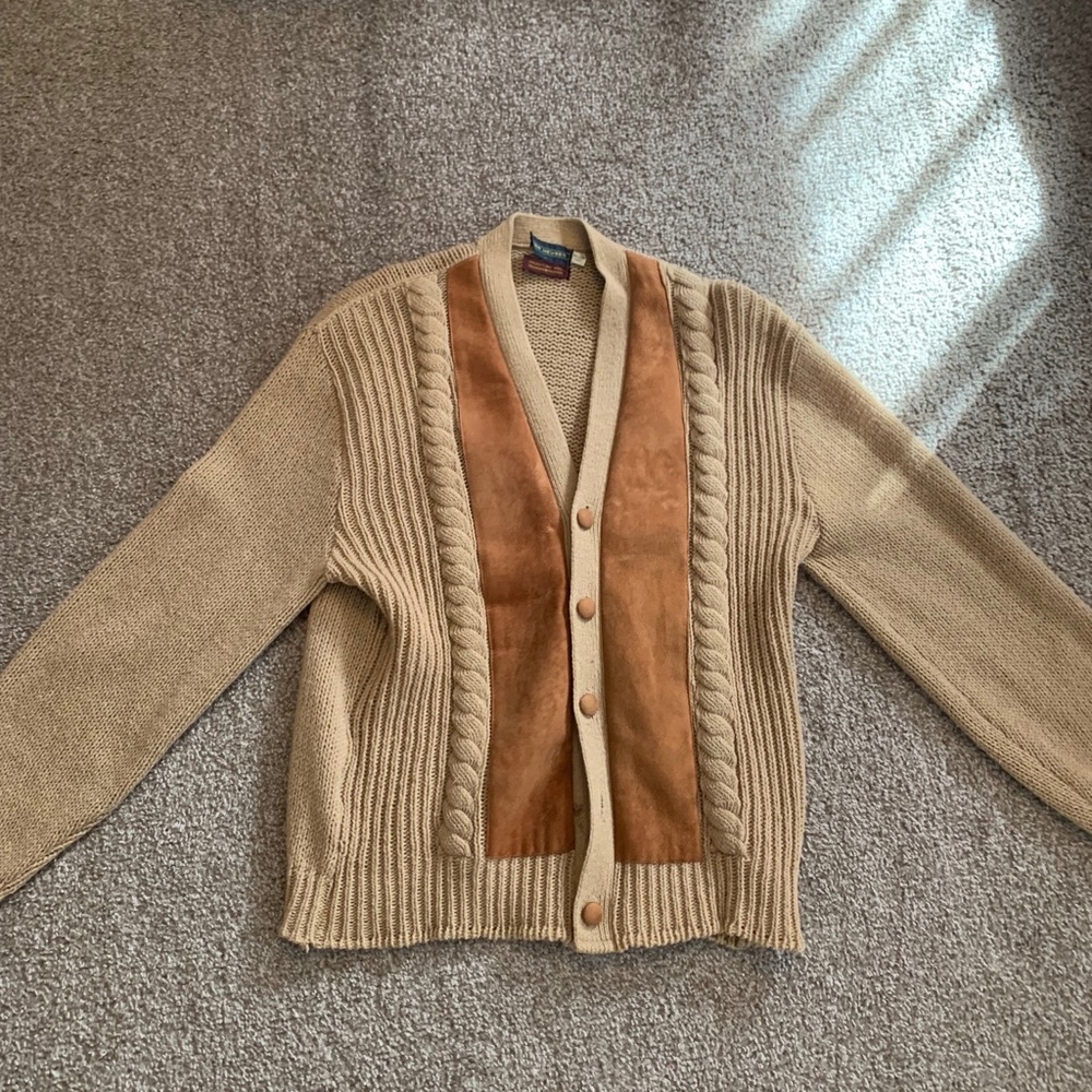 Vintage Wool Van Heusen sweater.
